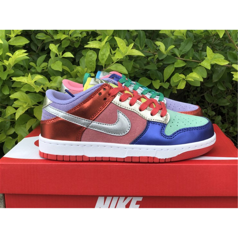 Nike Dunk Low SE DN0855 600 Sneakers Women