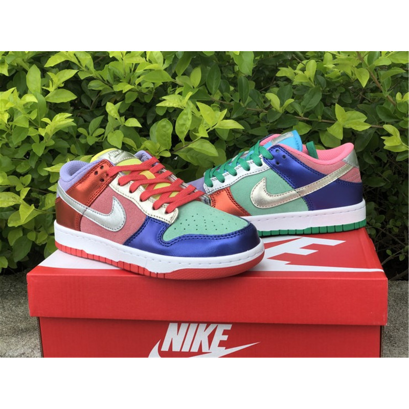 Nike Dunk Low SE DN0855 600 Sneakers Women