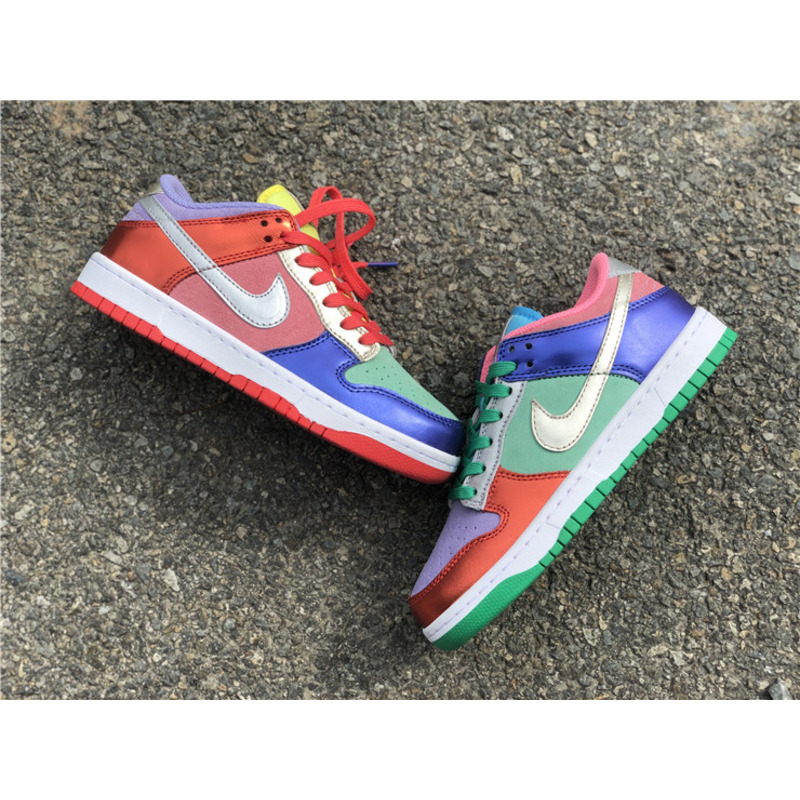 Nike Dunk Low SE DN0855 600 Sneakers Women