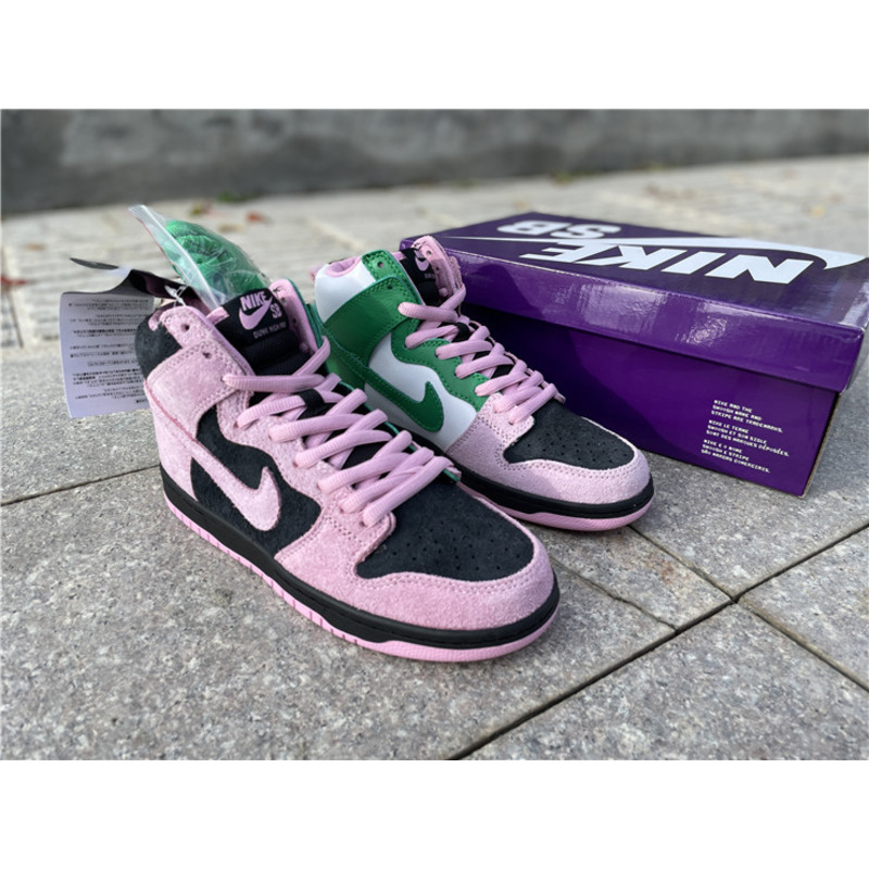 Nike SB Dunk High "Invert Celtics" CU7349 001 Sneakers