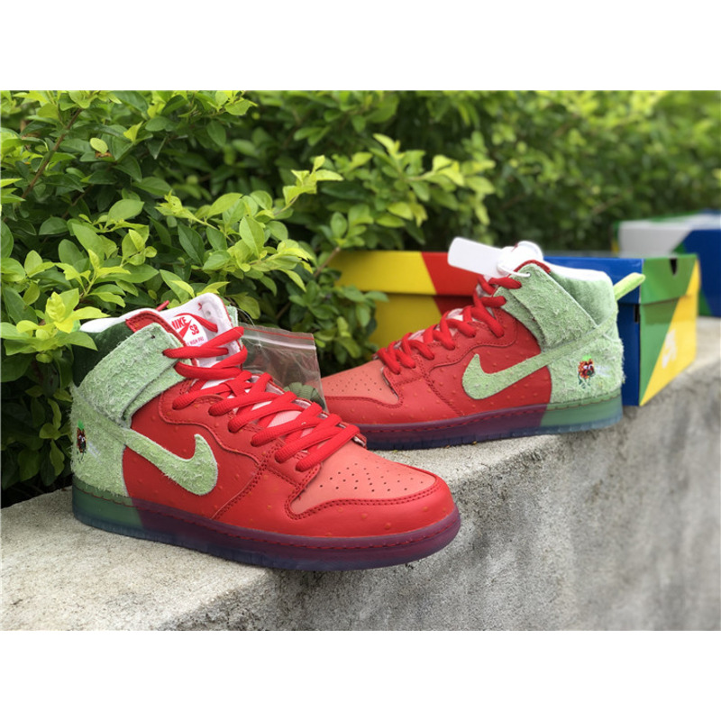 Nike SB Dunk High "Strawberry Cough" CW7093 600 Sneakers Men Women