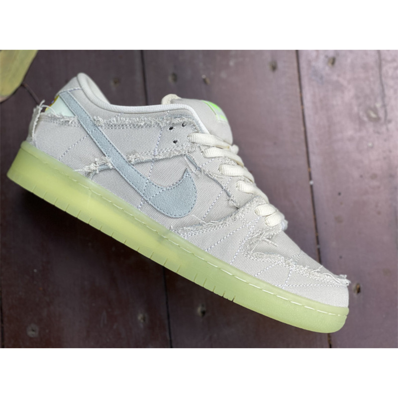 Nike SB Dunk Low DM0774 111 Sneakers Men Women