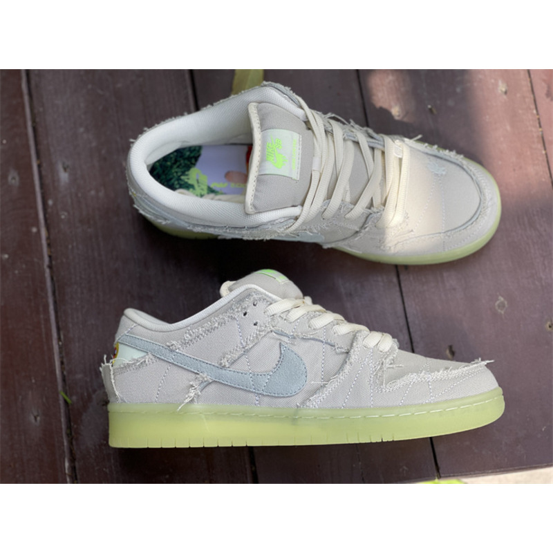 Nike SB Dunk Low DM0774 111 Sneakers Men Women