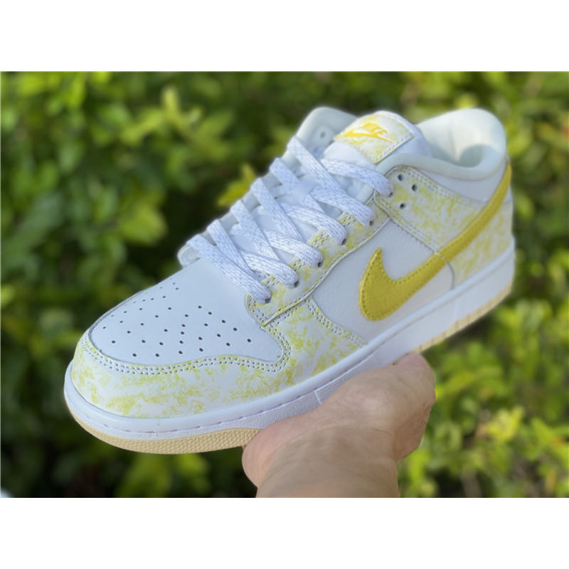 Nike SB Dunk LOW DM9467 700 Sneakers Men Women