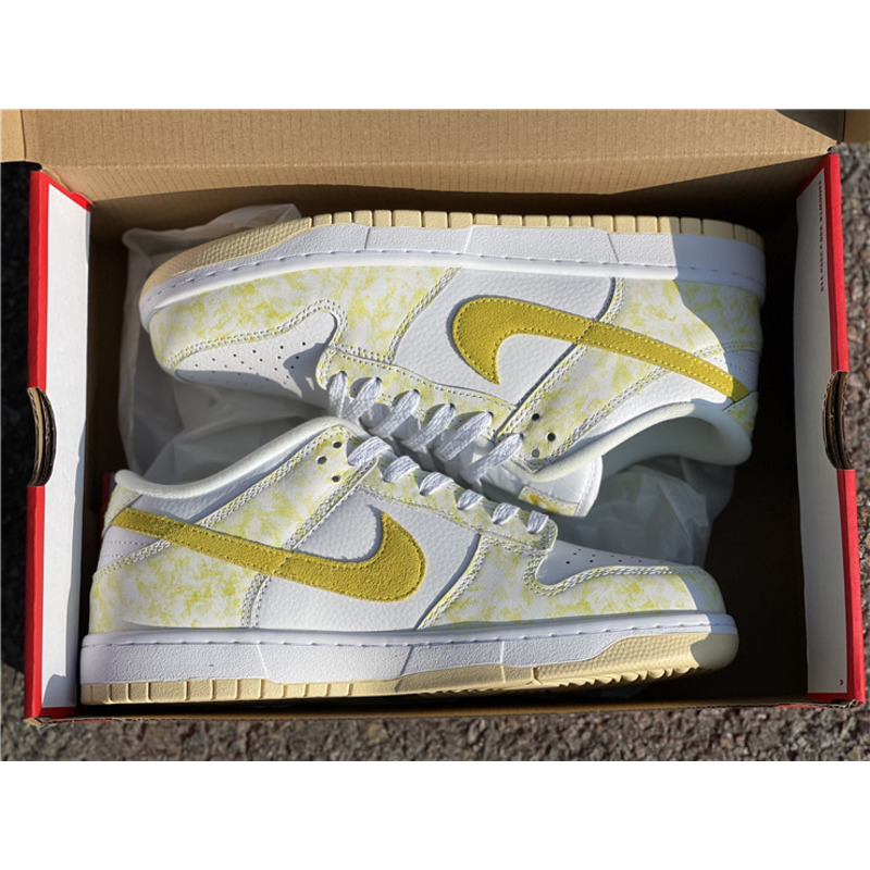 Nike SB Dunk LOW DM9467 700 Sneakers Men Women