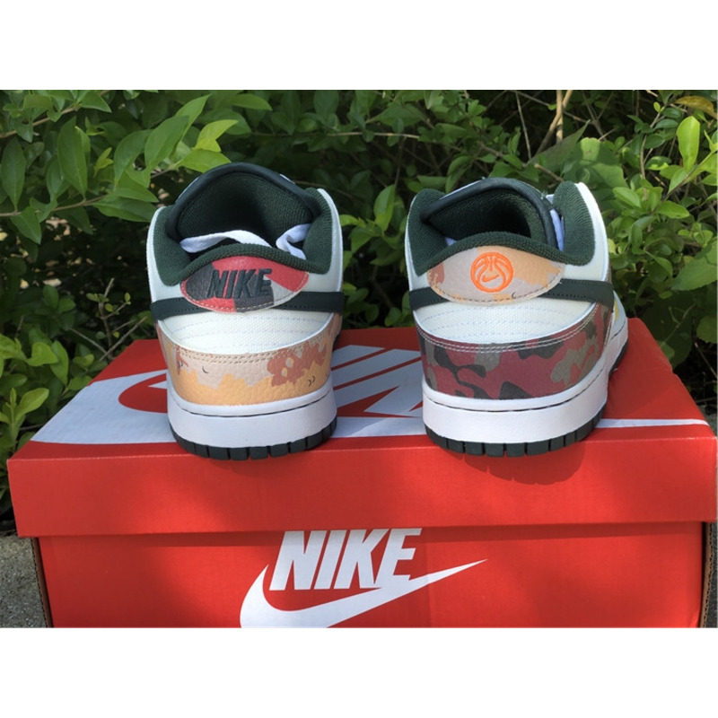 Nike SB Dunk Low SE DH0957 001 Sneakers Men Women