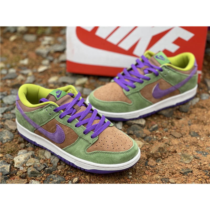 Nike SB Dunk Low SP "Veneer" DA1469 200 Sneakers Men Women