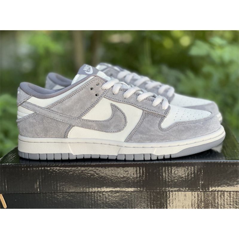 Nike SB Dunk Low 854866 002 Sneakers Men Women