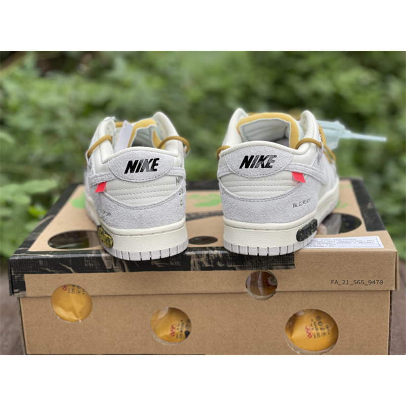 OFF White x Futura x Nike Dunk LOFF W DJ0950 105 Sneakers Men Women