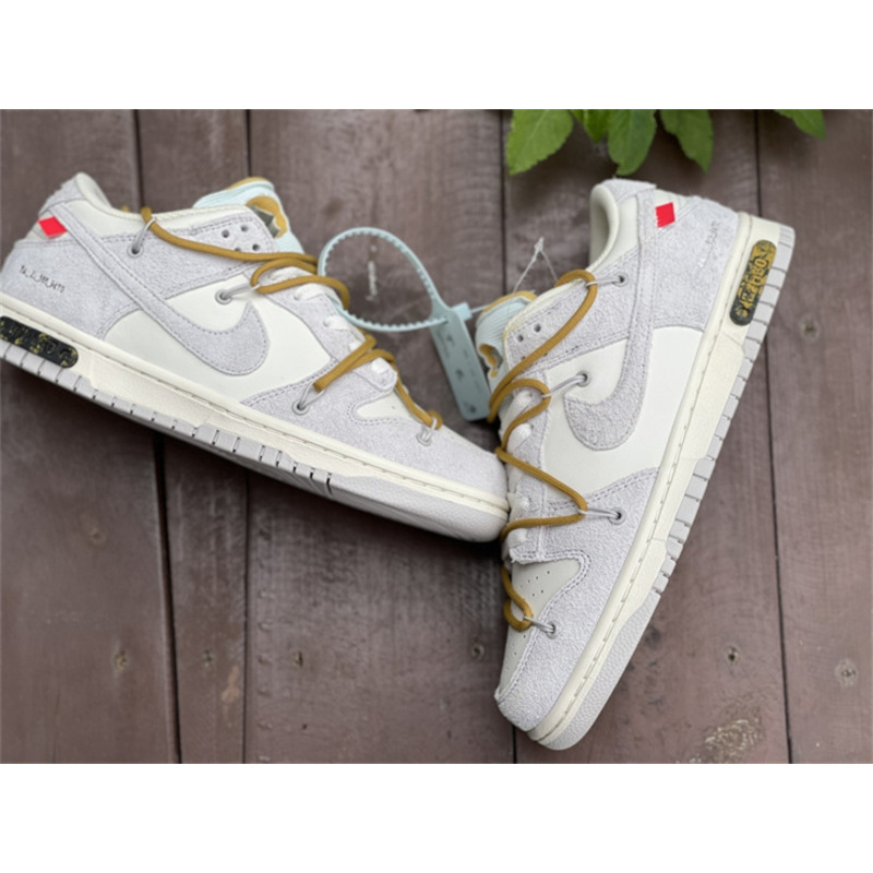 OFF White x Futura x Nike Dunk LOFF W DJ0950 105 Sneakers Men Women