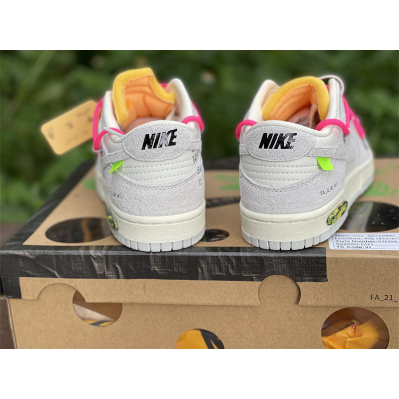 OFF White x Futura x Nike Dunk LOFF W DJ0950 117 Sneakers Men Women