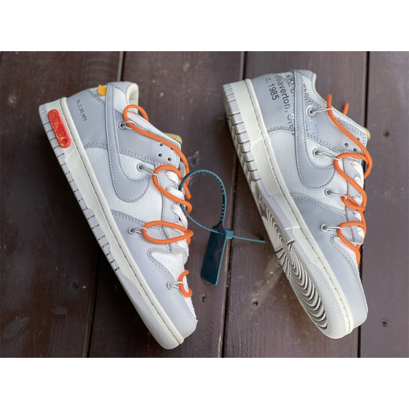 OFF White x Futura x Nike Dunk LOFF W DM1602 104 Sneakers Men Women