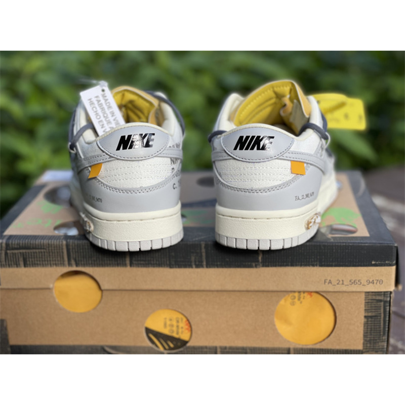 OFF White x Futura x Nike Dunk LOFF W DM1602 105 Sneakers Men Women