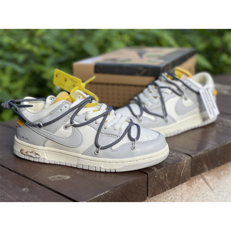 OFF White x Futura x Nike Dunk LOFF W DM1602 105 Sneakers Men Women