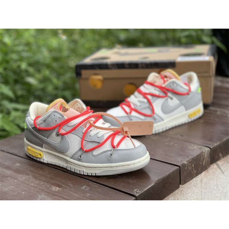 OFF White x Futura x Nike Dunk LOFF W DM1602 110 Sneakers Men Women