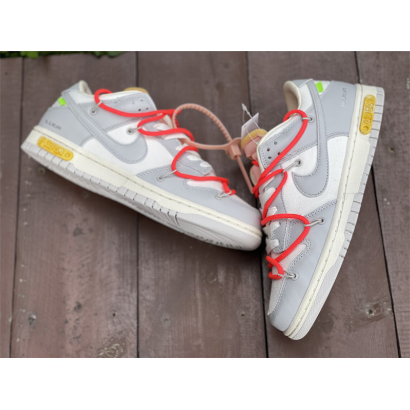 OFF White x Futura x Nike Dunk LOFF W DM1602 110 Sneakers Men Women