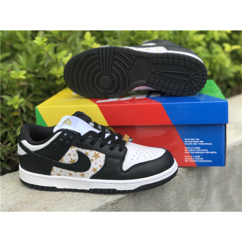 Sup*e x nike sb dunk low "black stars" dh3228 102 sneakers men women