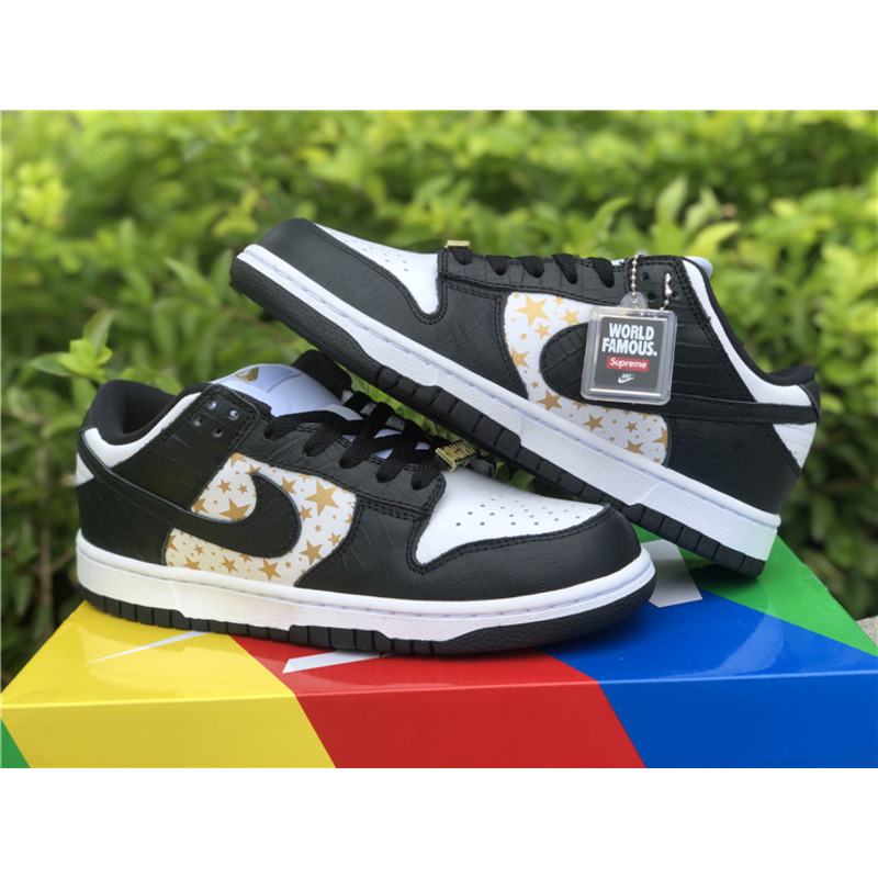 Sup*e x nike sb dunk low "black stars" dh3228 102 sneakers men women