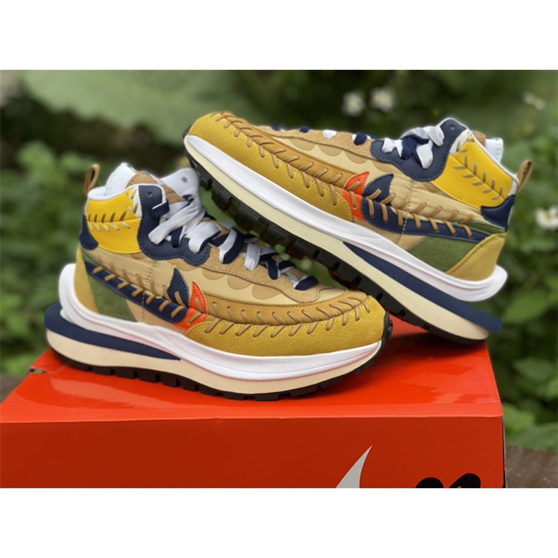 Sacai x Jean Paul Gaultier x Nike Vapor Waffle DH9186 200 Sneakers Men Women