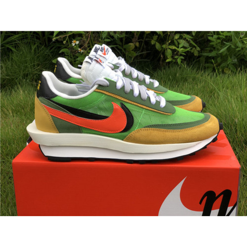 Sacai x Nike LDV Waffle BV0073 300 Sneakers Men Women