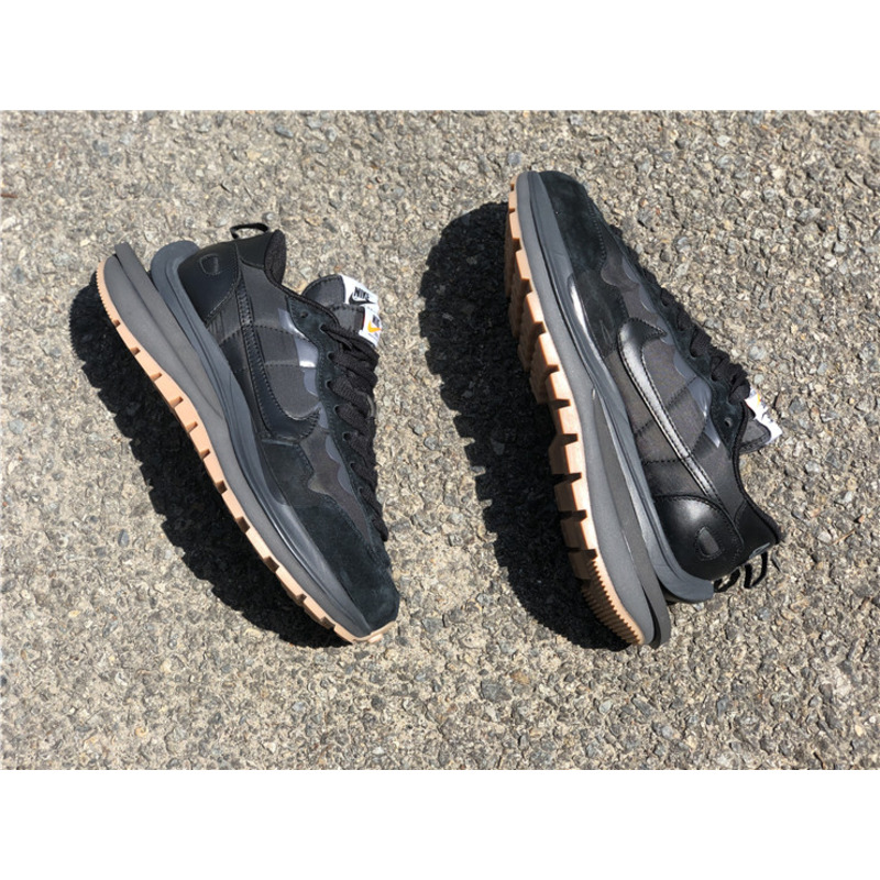 Sacai x Nike Vapor Waffle DD1875 001 Sneakers Men Women