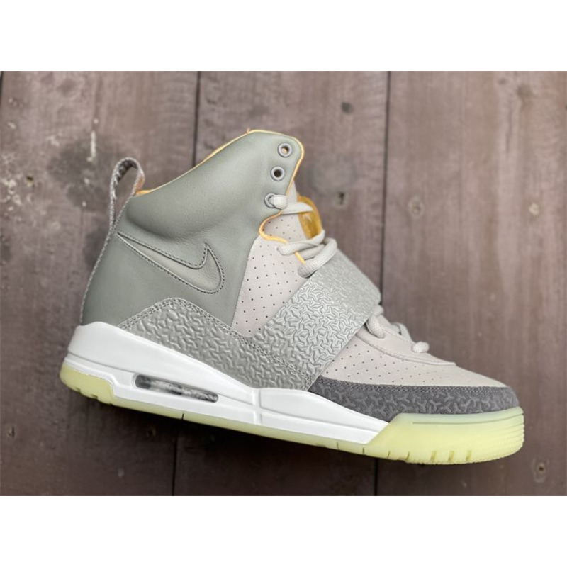 nike x Ad*s yeezy 1.0 beige 366164 002 sneakers men