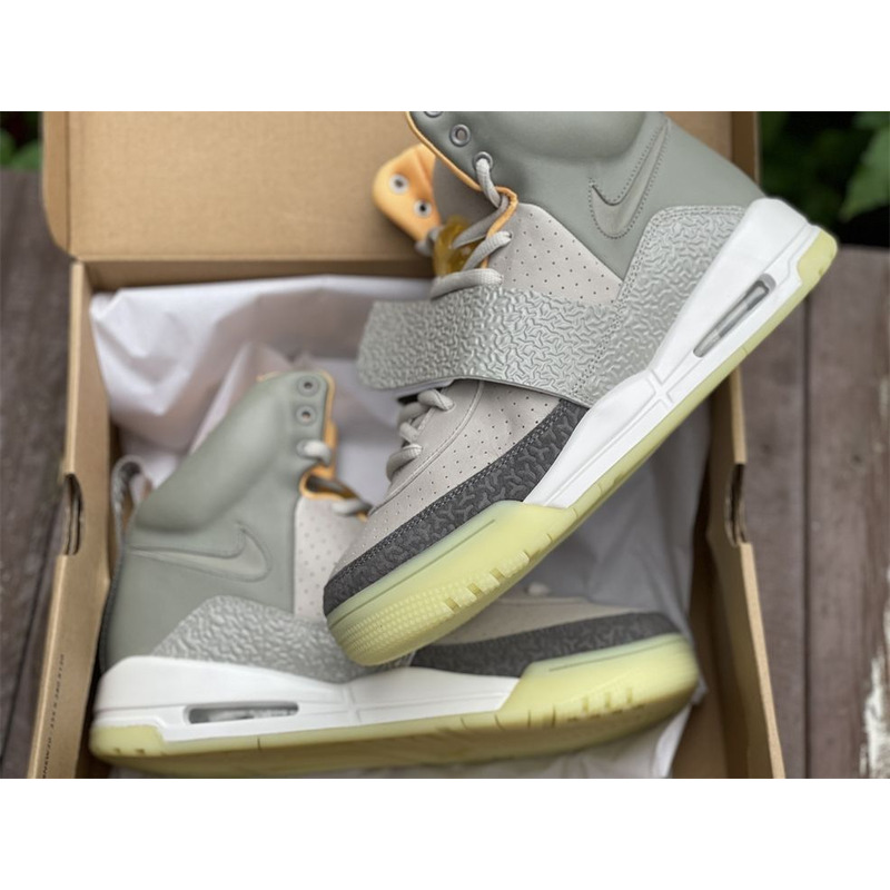 nike x Ad*s yeezy 1.0 beige 366164 002 sneakers men