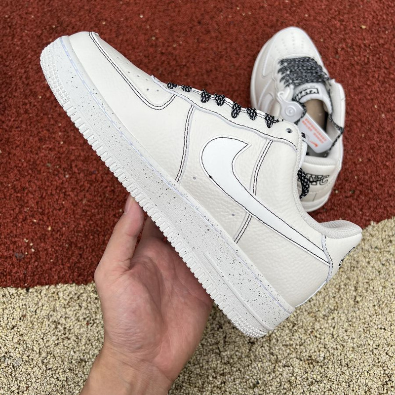 Kith x Nike Air Force 1 Low NYC Beige White Stars CH1808 010 Sneakers Men Women