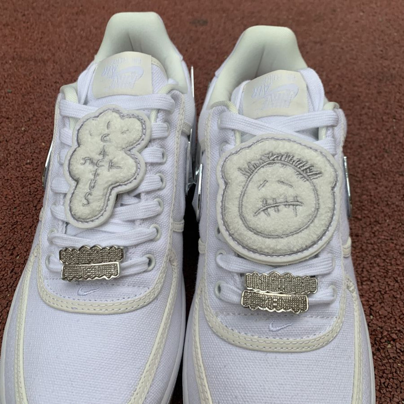 Travis Scott x Nike Air Force 1 Low Pure White Silver Hook AQ4211 100 Sneakers Men