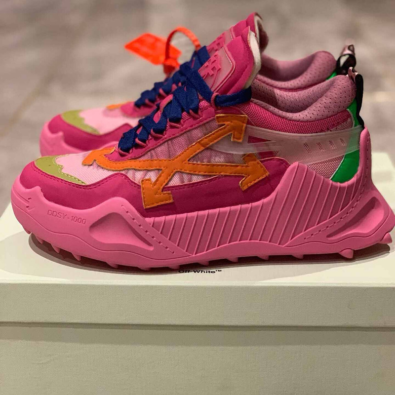 OFF-WHITE Pink Sneakers