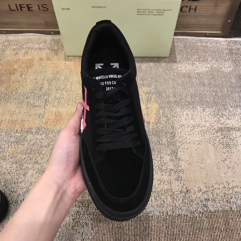 Off-White Low Top Stripe Sneakers in Black