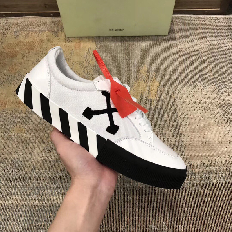 Off-White Low Top Stripe Sneakers