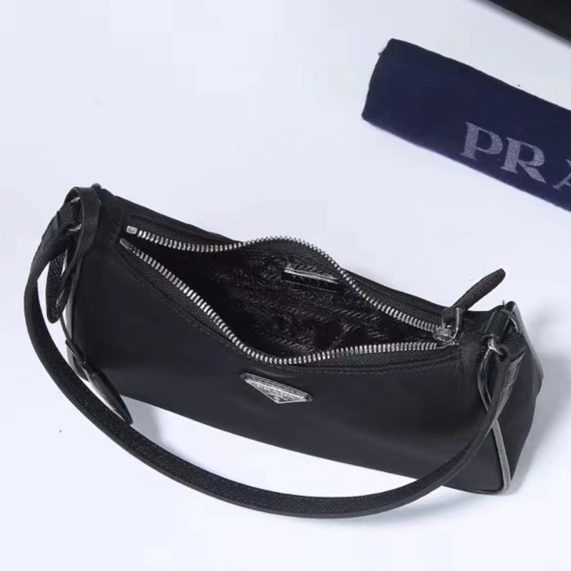 Pra*a logo print black handbag