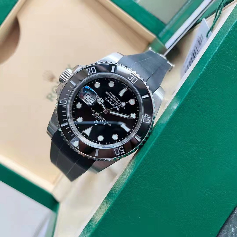 Rolex Oyster Perpetual Date Submariner?