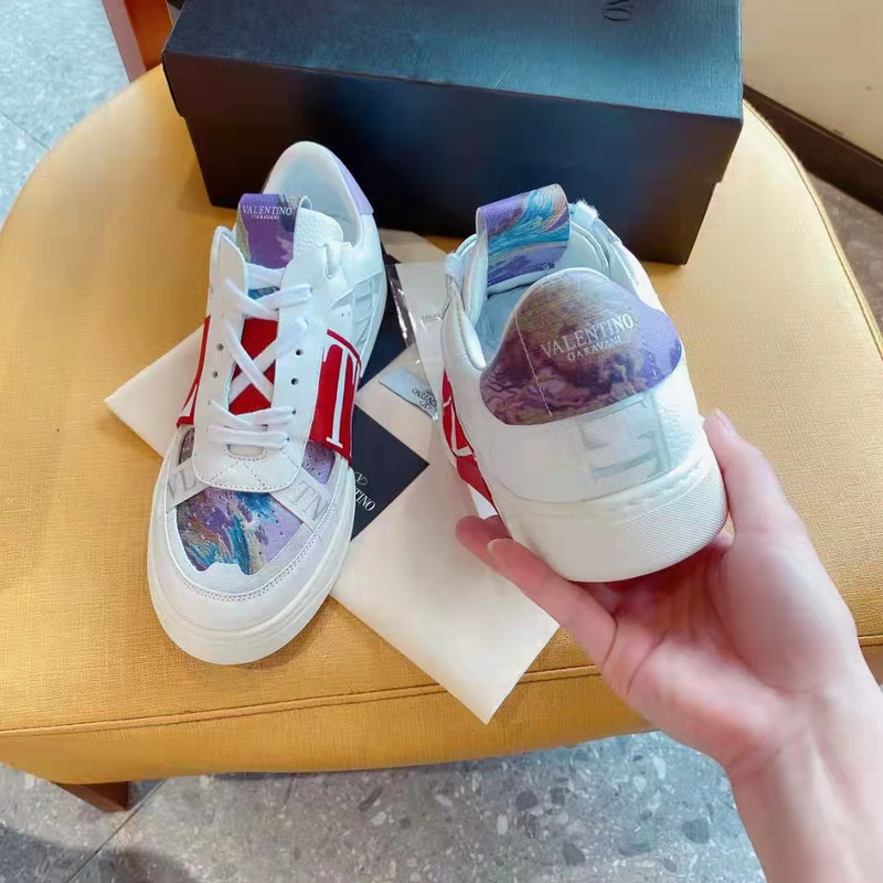 Valentino Logo Sneaker