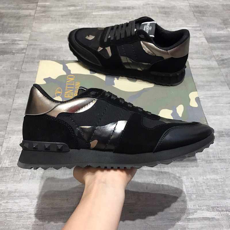 Valentino Garavani Camo Rockrunner Sneakers