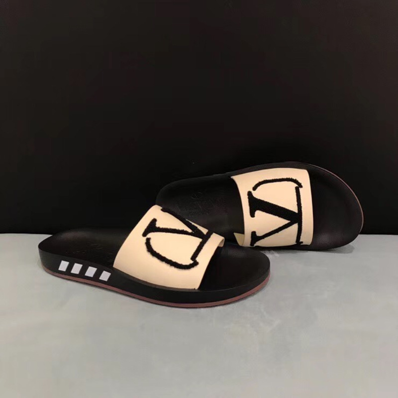 Valentino V Slides