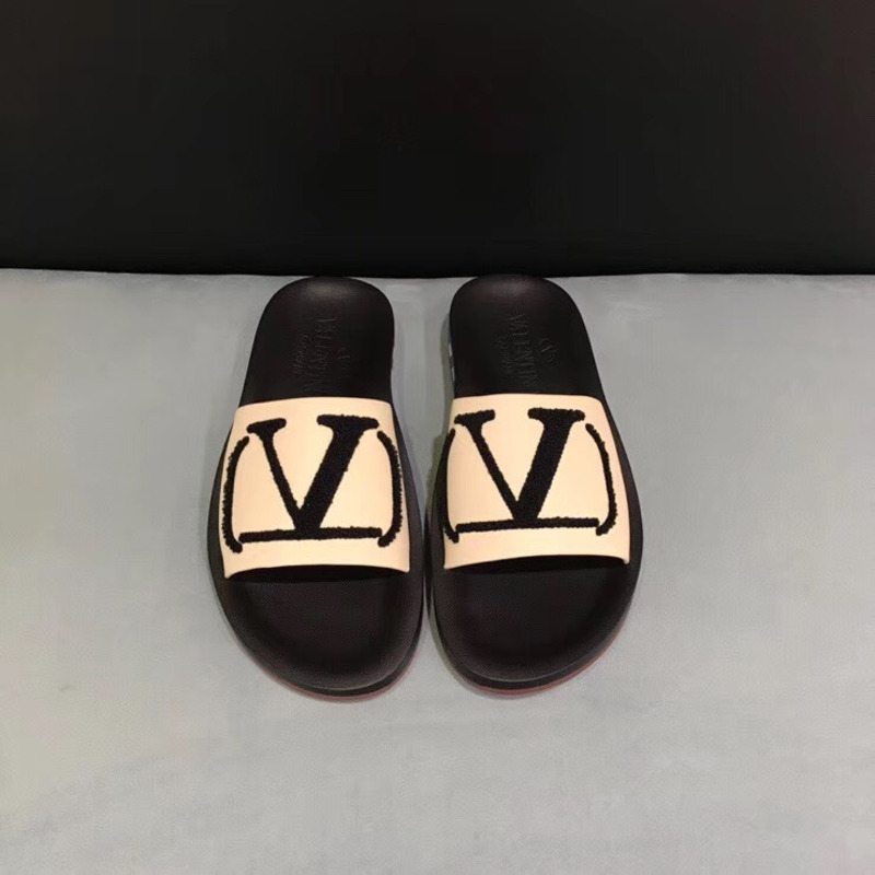 Valentino V Slides