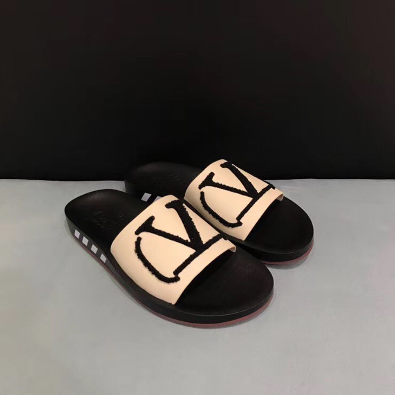 Valentino V Slides