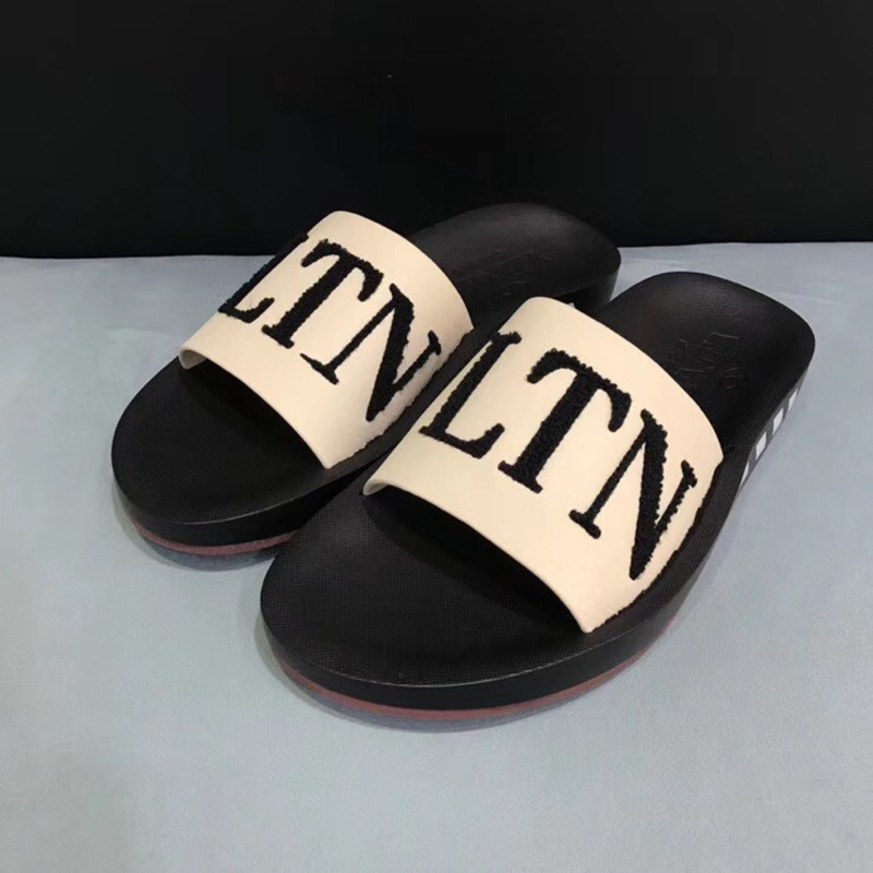 Valentino VLTN Slides