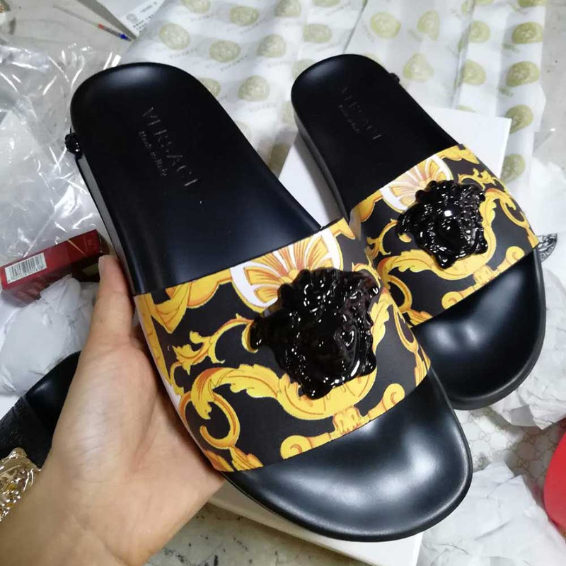 Versace Barocco Print Palazzo Slides