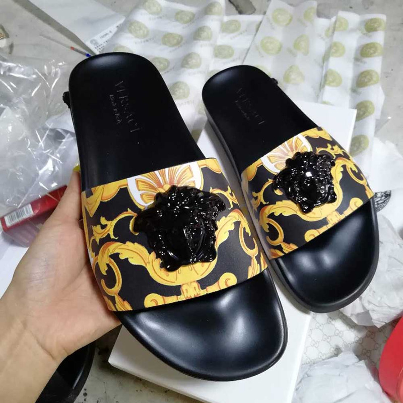 Versace Barocco Print Palazzo Slides